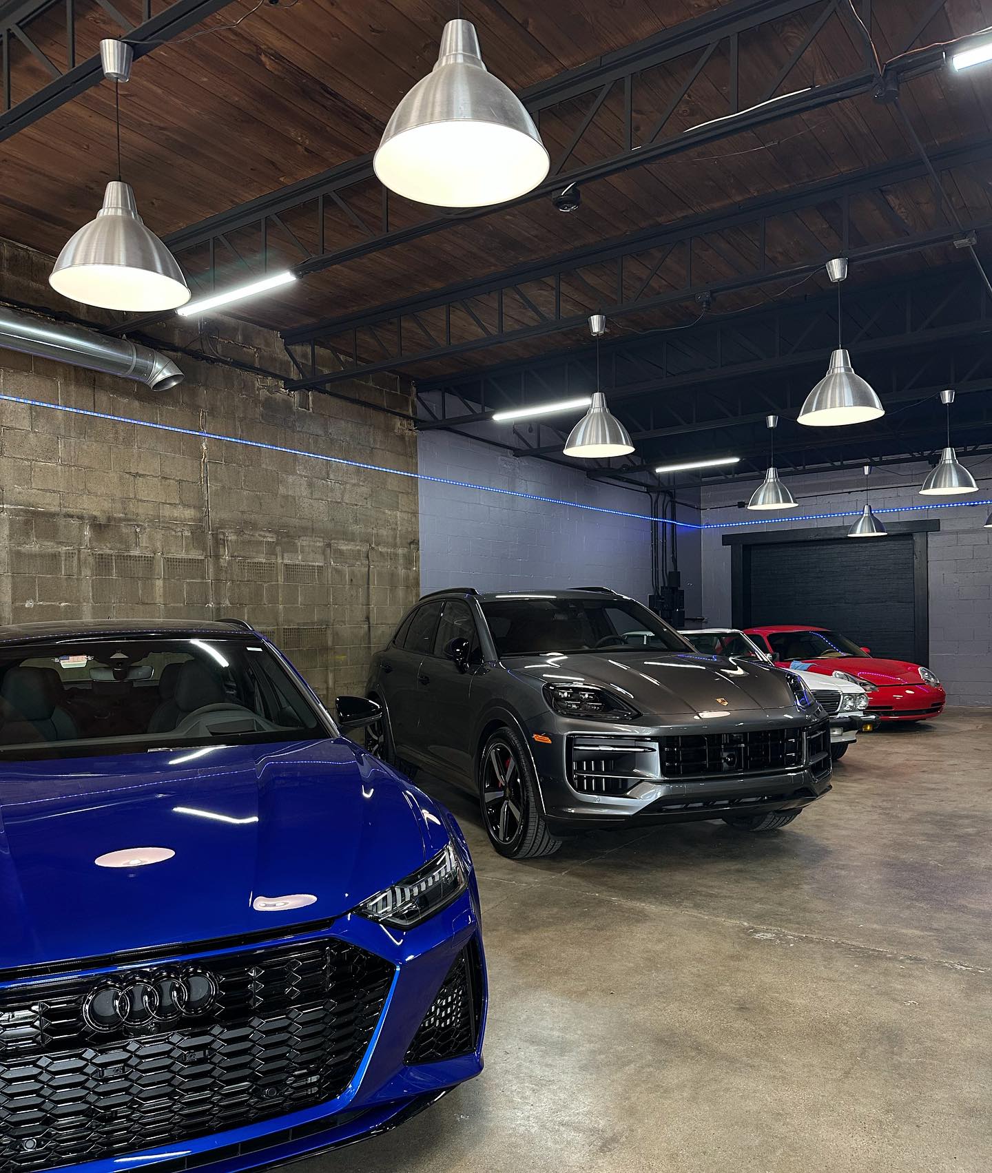 248 Garage Showroom